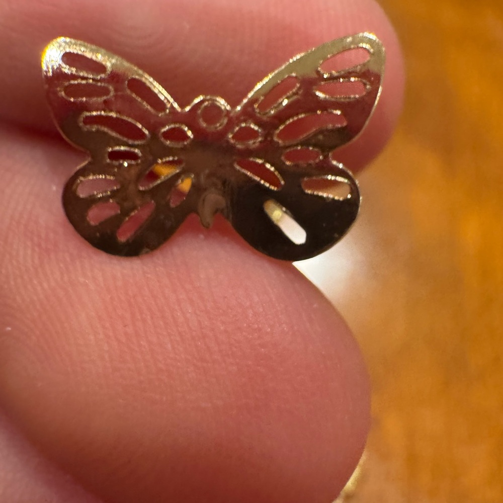 Elegant Gold Butterfly Earrings